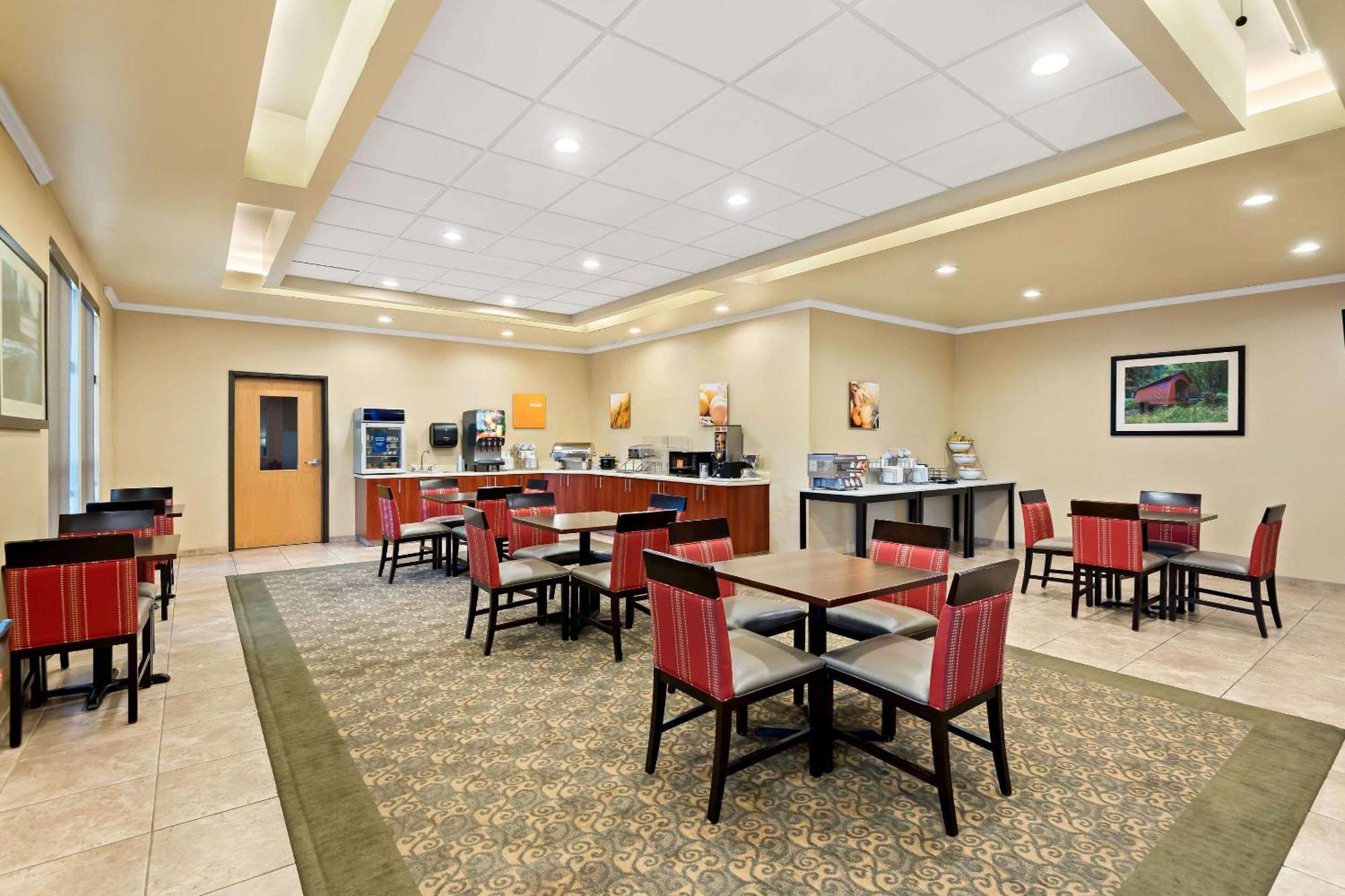 Comfort Inn & Suites Creswell Exteriör bild
