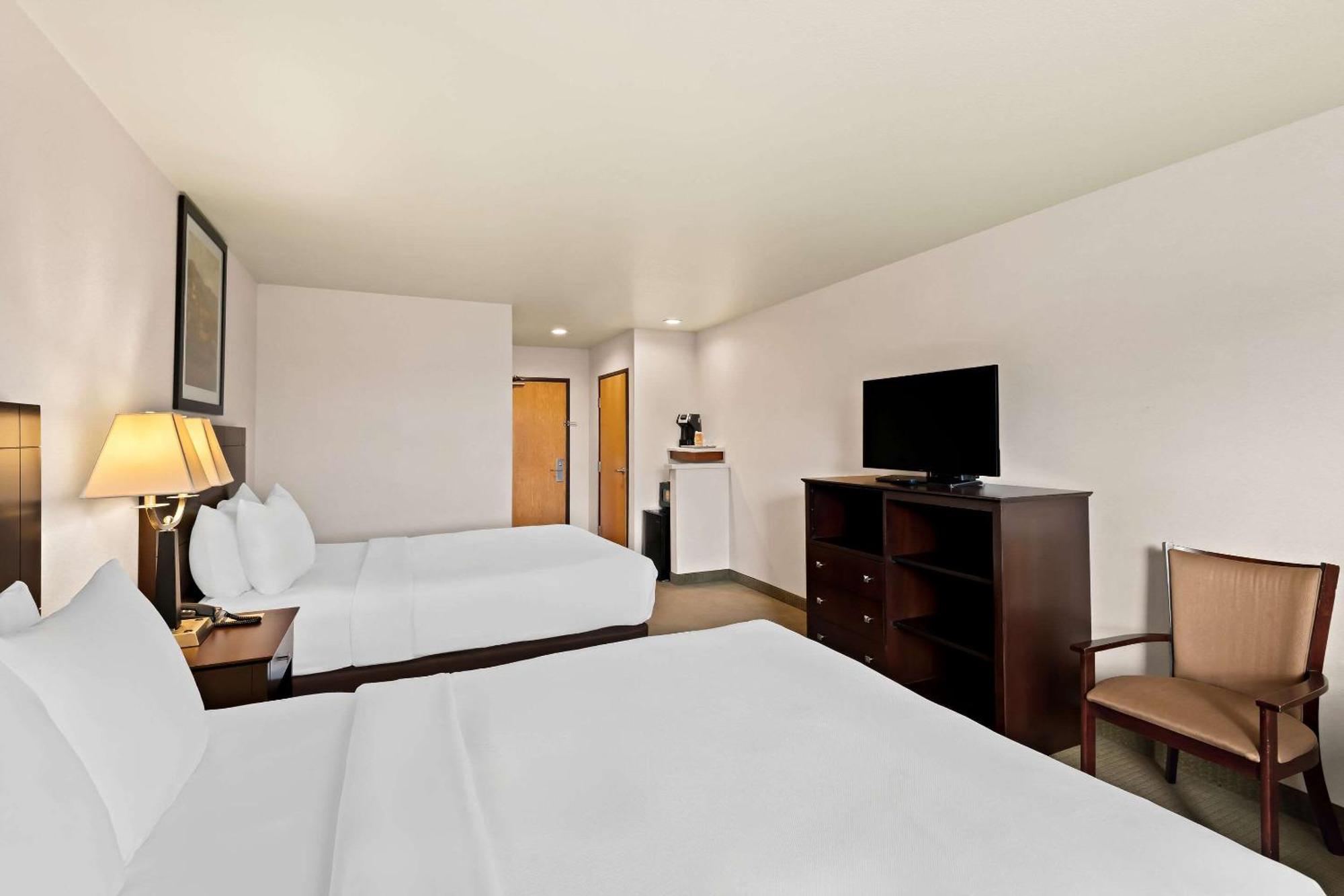Comfort Inn & Suites Creswell Exteriör bild