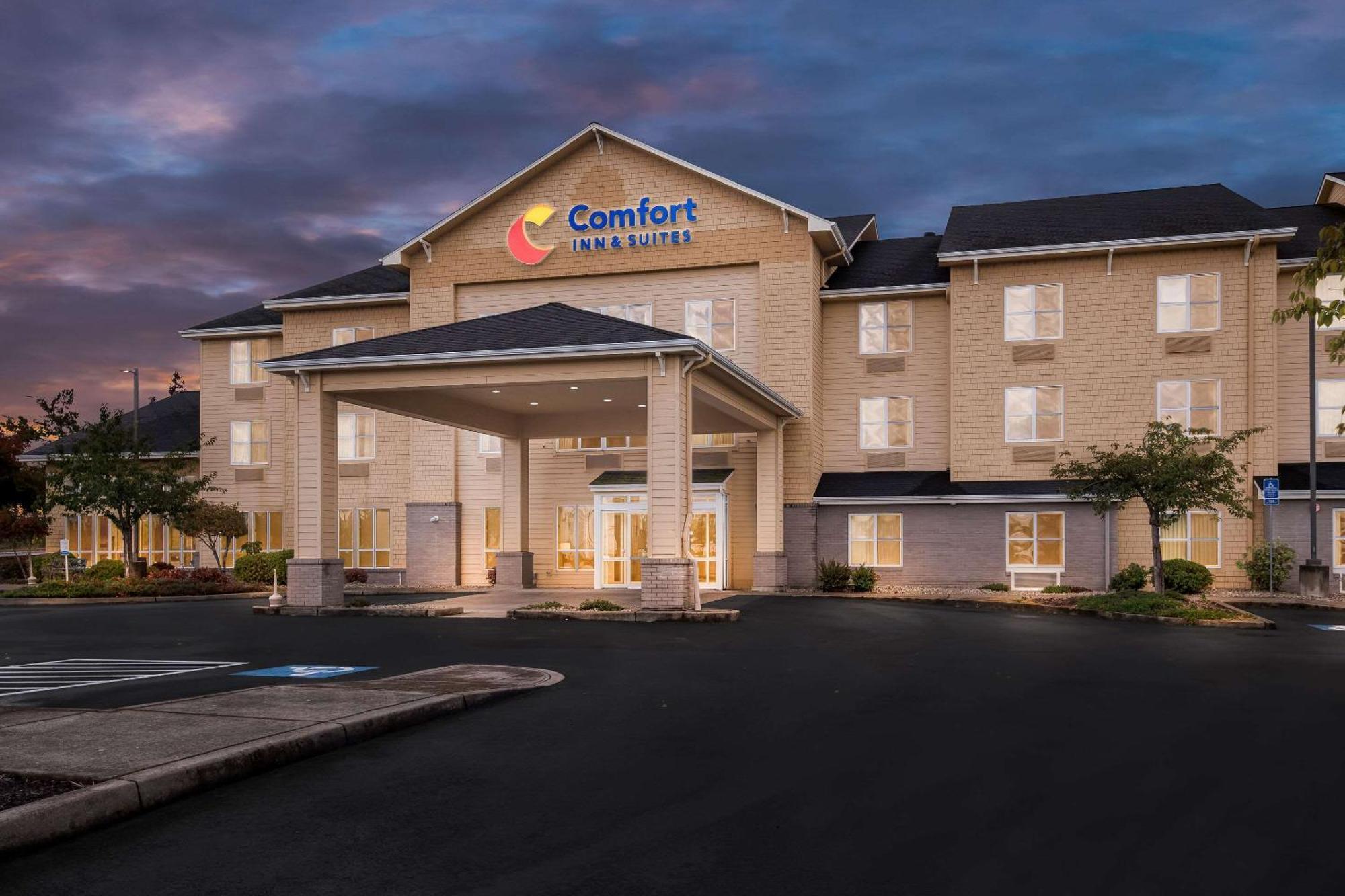 Comfort Inn & Suites Creswell Exteriör bild