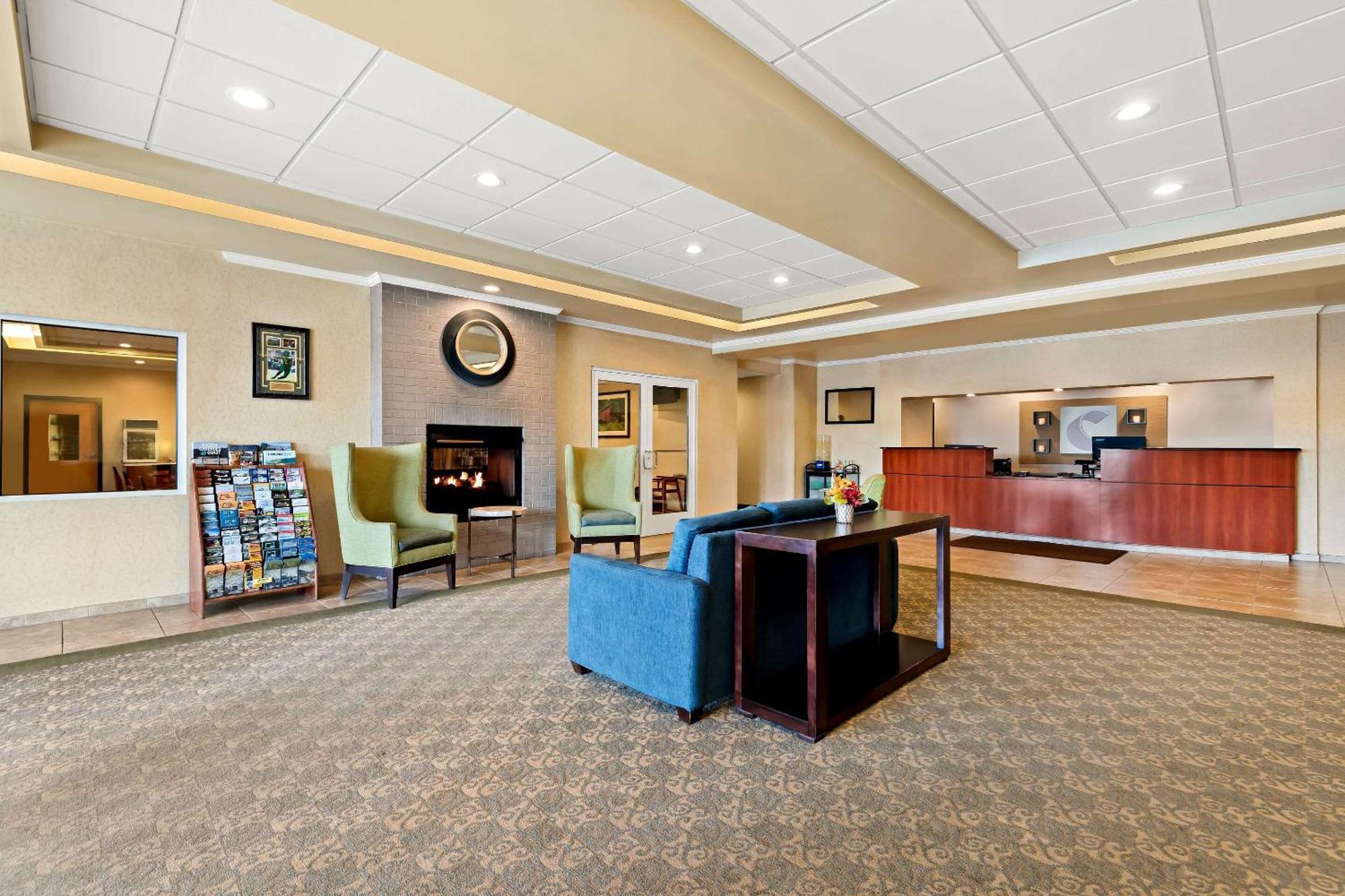 Comfort Inn & Suites Creswell Exteriör bild